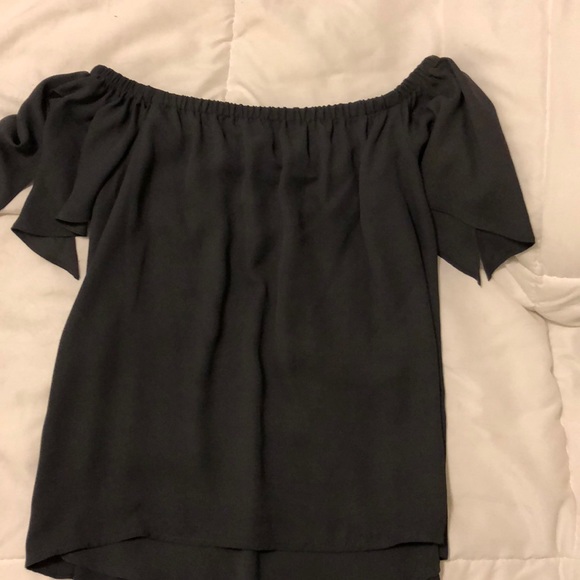 Naked Zebra Tops - Off the shoulder Top